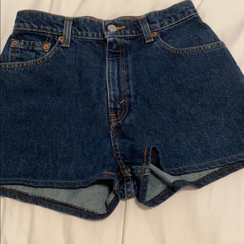 levi high rise shorts
